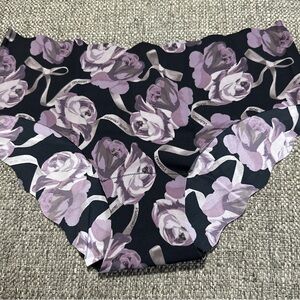 2008 Victoria’s Secret Floral Women's Hiphugger panty